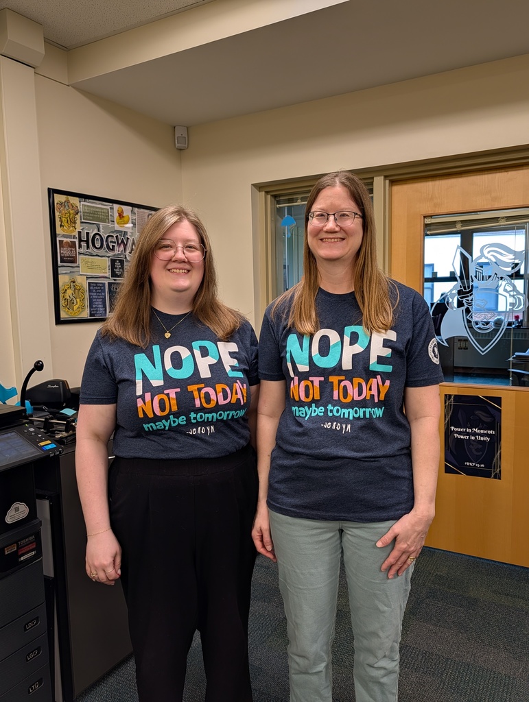 Boothe ladies in matching t shirts