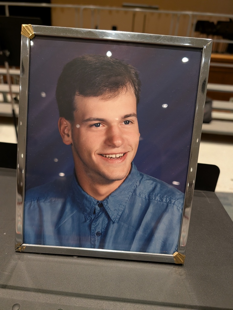 Close up on photo of Jeffrey Brown