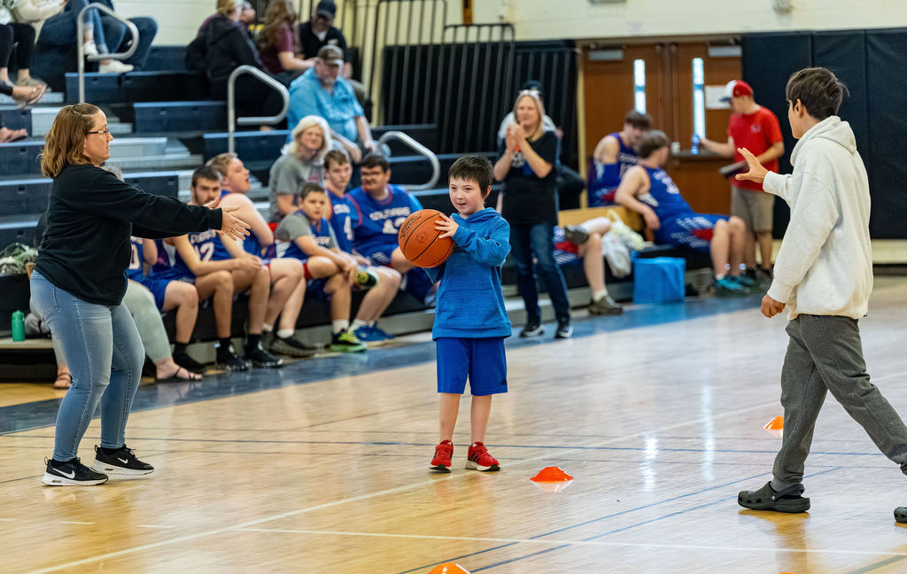 Middle schoolers at Unified Basketball halftime.