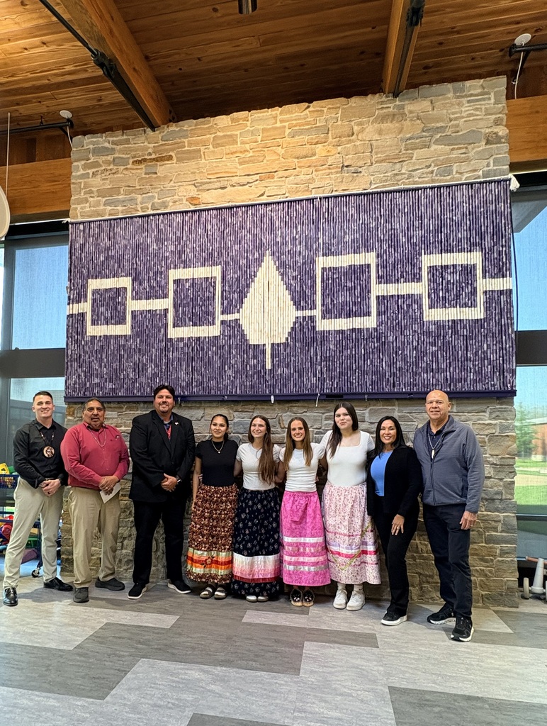 Indigenous Honor Society honorees, inductee and SNI Reps. 