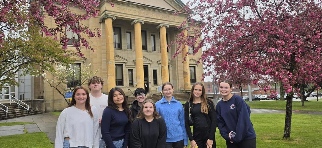 Group of HS students outside the County Courthouse