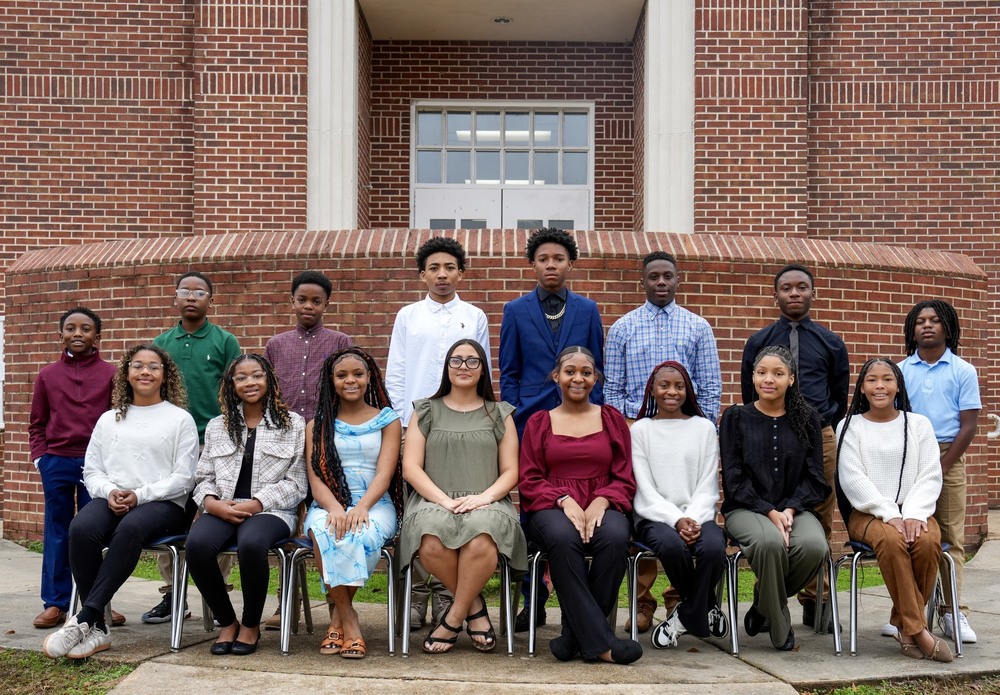 Magee Middle School Winter Formal Court
