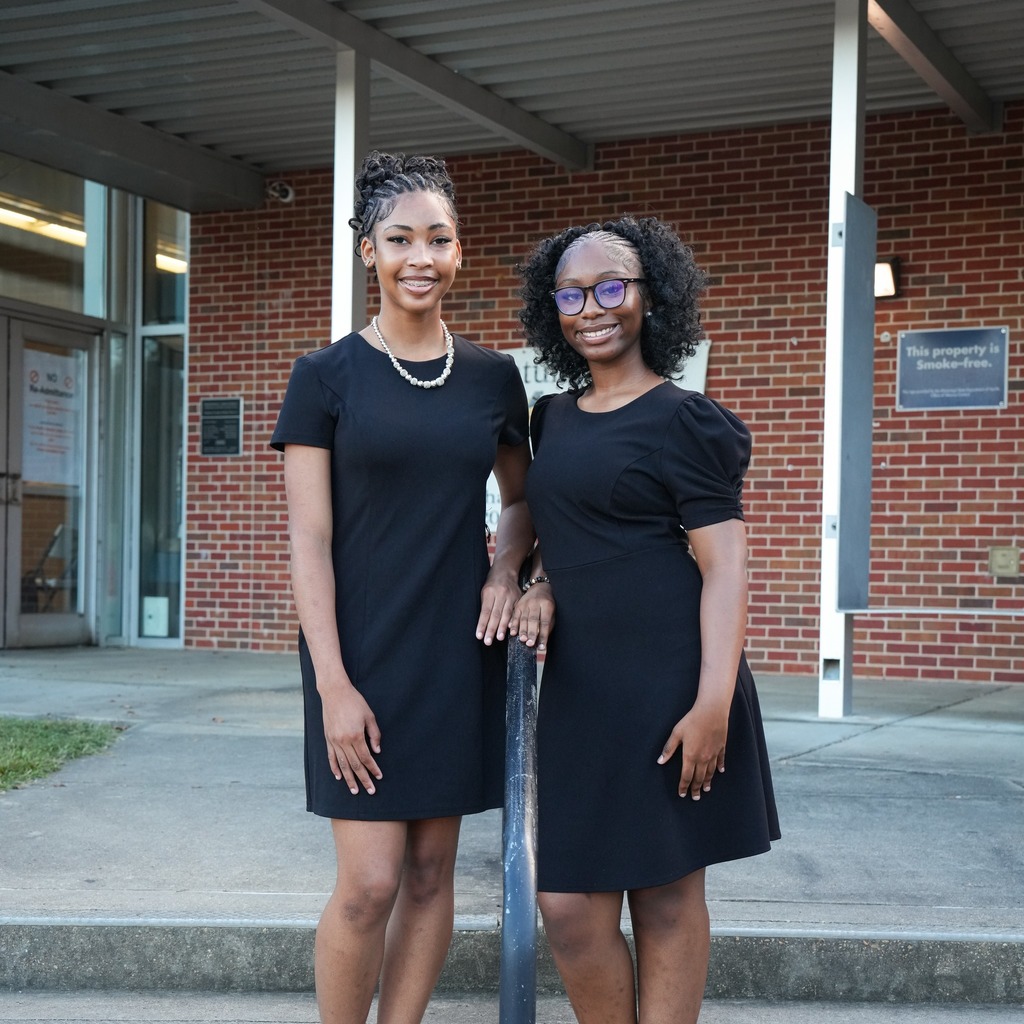 Mendenhall Sophomore  Maids 