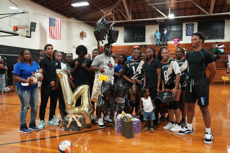 Ty'Rihanna Lindsey and her family.