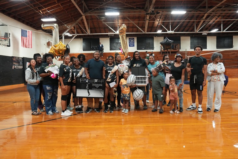 MaKyla Jones and her family.