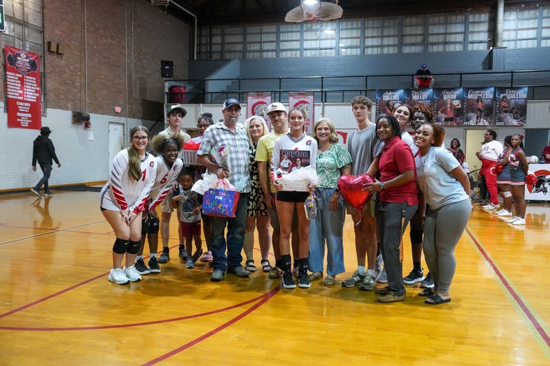 Payton Dixon and her family.