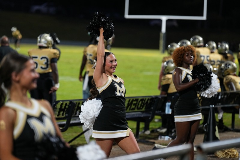 Cheerleader cheering