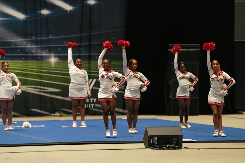 Magee Cheerleaders