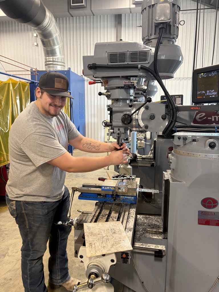 advanced manufacturing student