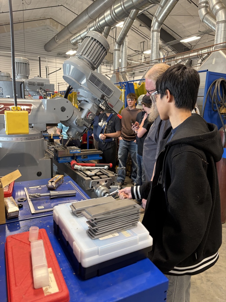 student learning about advanced manufacturing