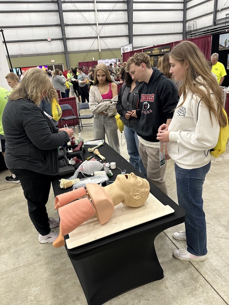 students learning about healthcare careers