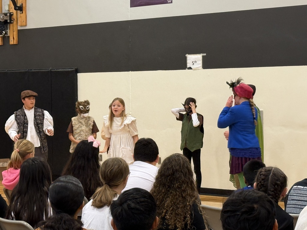 REACH: Alice's Adventures in Wonderland