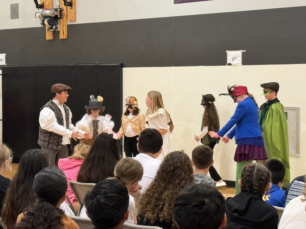 REACH: Alice's Adventures in Wonderland