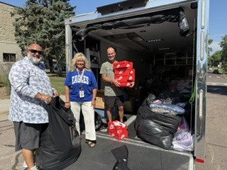 Hungry Hearts donating to Garfield