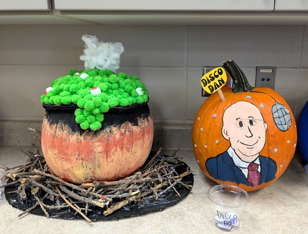 Staff Pumpkin Decorating Contest
