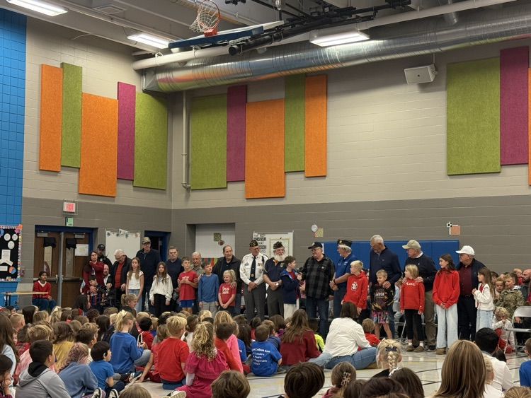 Students introduced their Veterans!