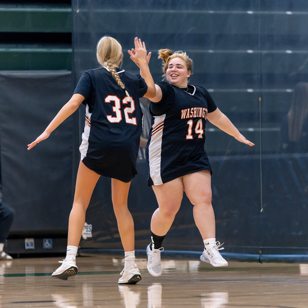 Zuleyka and Lexi high five