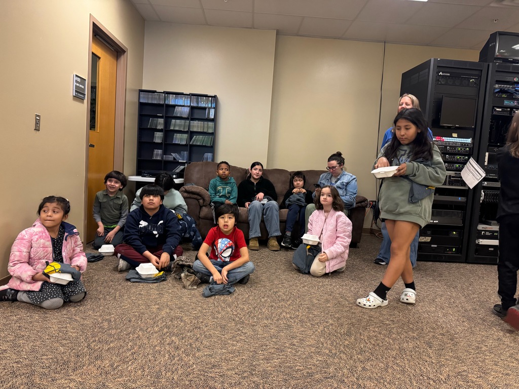 Garfield Elementary students watching media productions