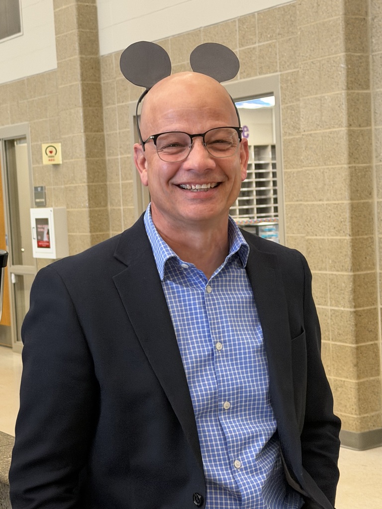 Principal with mouse ears.