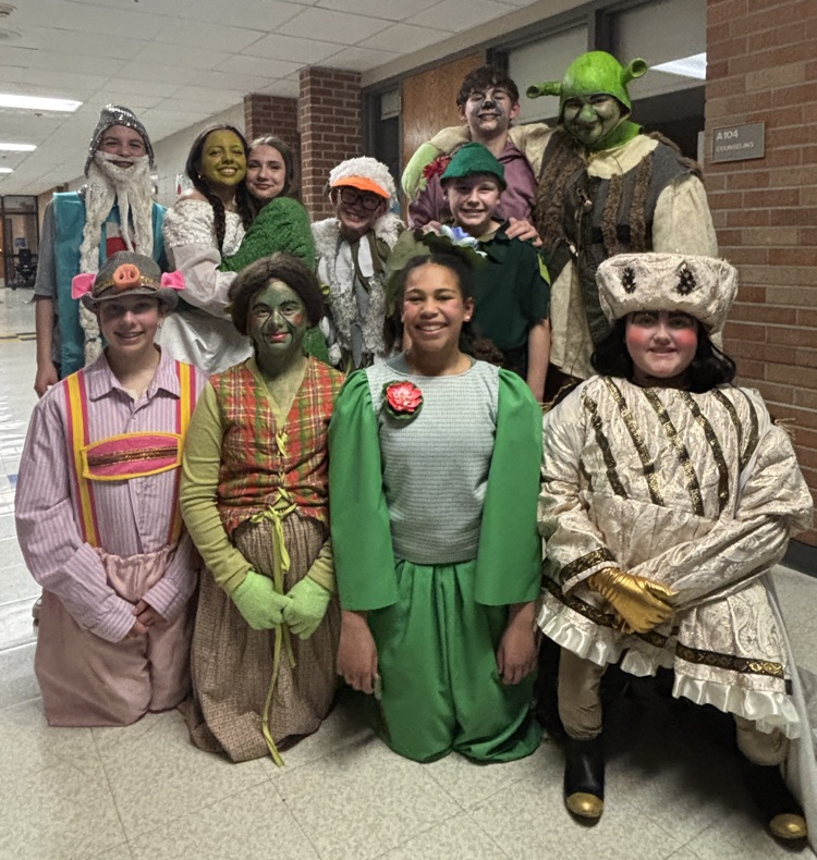 alumni cast of Shrek jr 