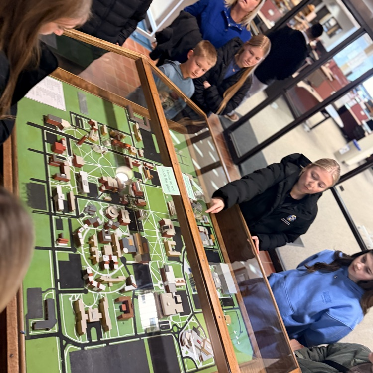 students received a private tour of SDSU