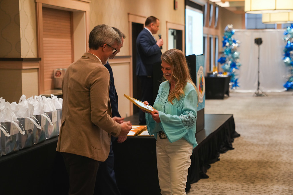 Dawn Barr receiving  award