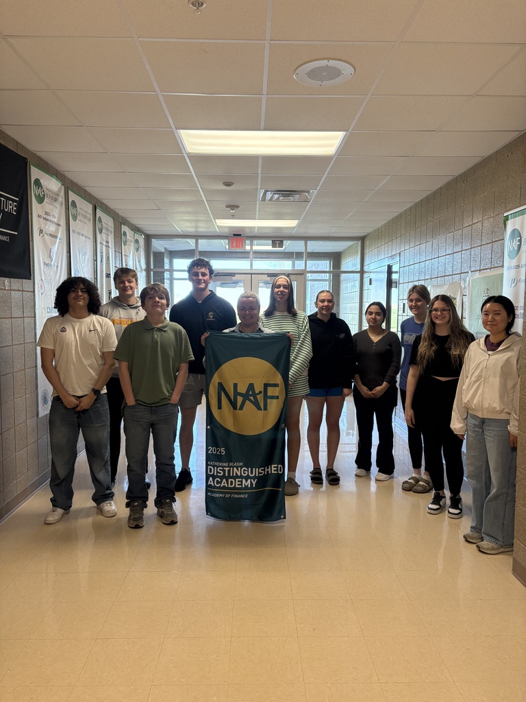 AOF students posing with the guest speaker