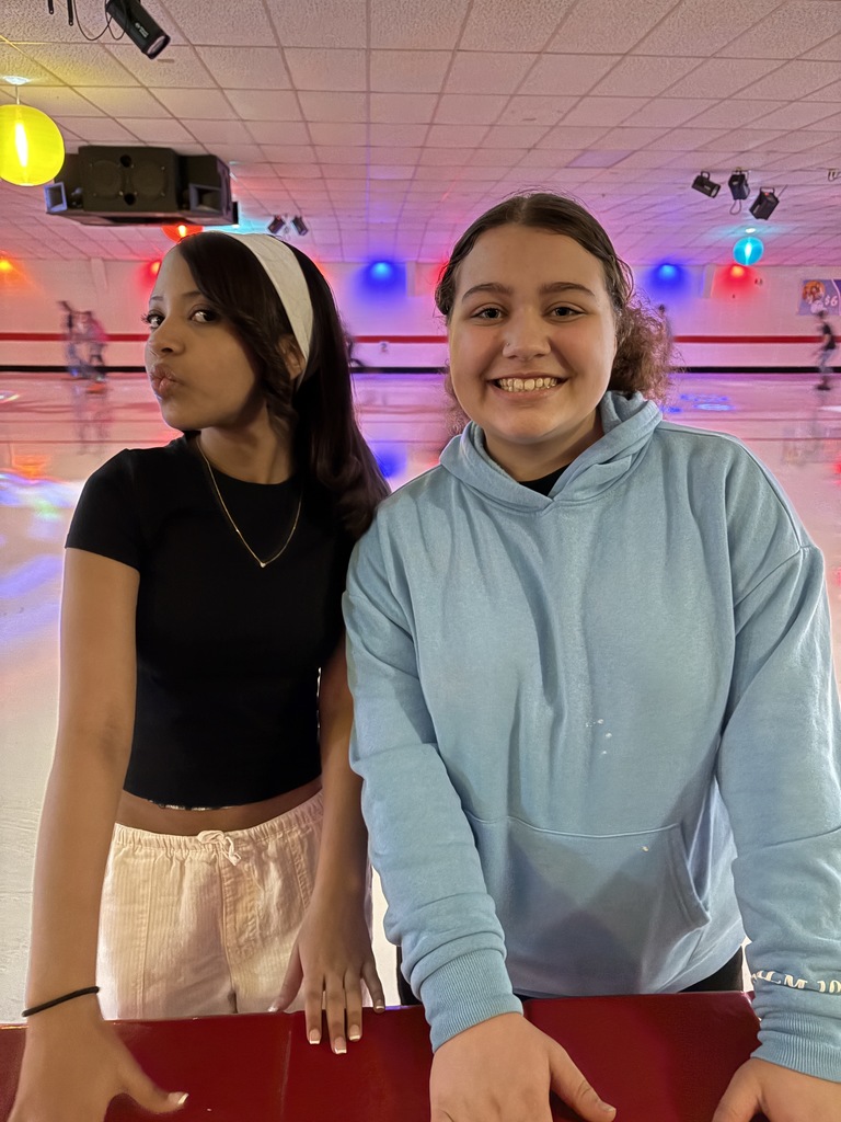 7th graders at Skate City, 