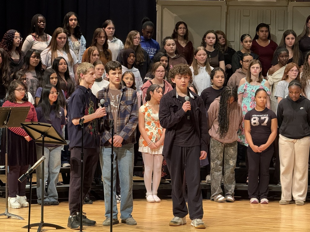 7th and 8th grade solos at Spring Choir Concert.