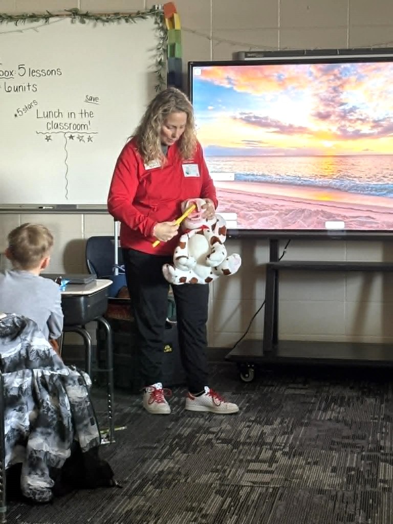 Students learning about health science careers. 