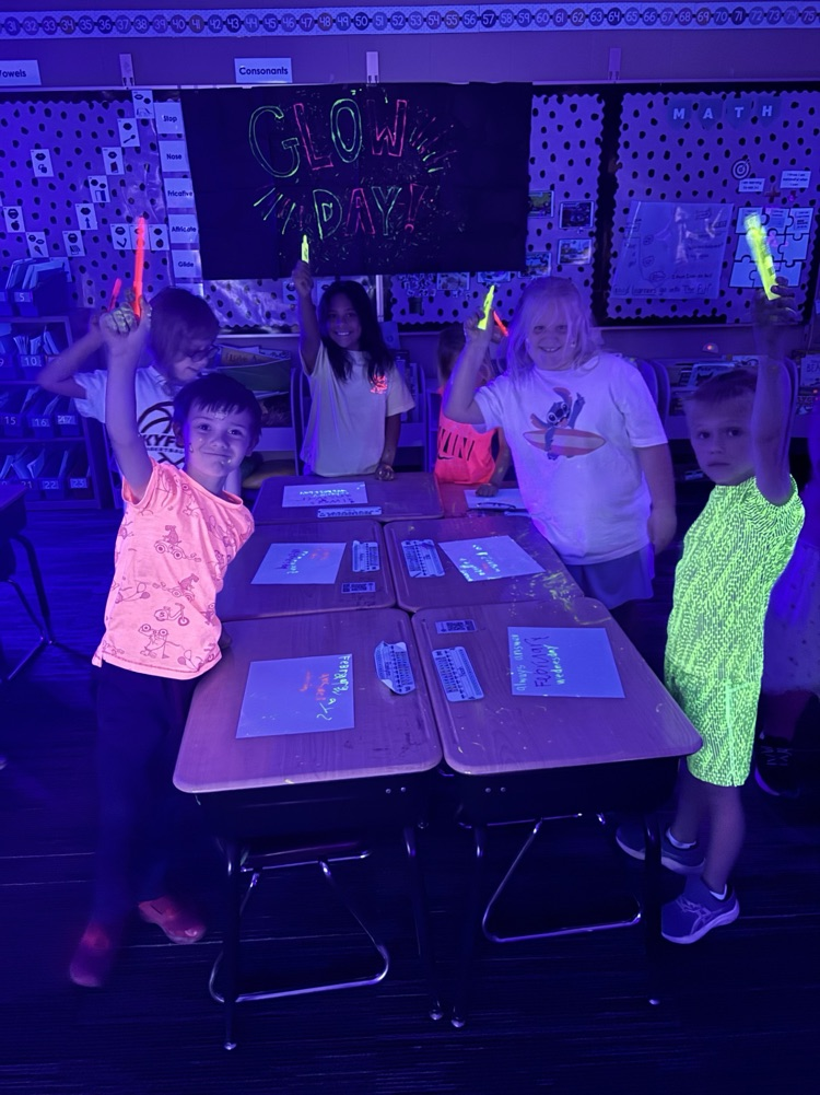 students enjoying a glow activity
