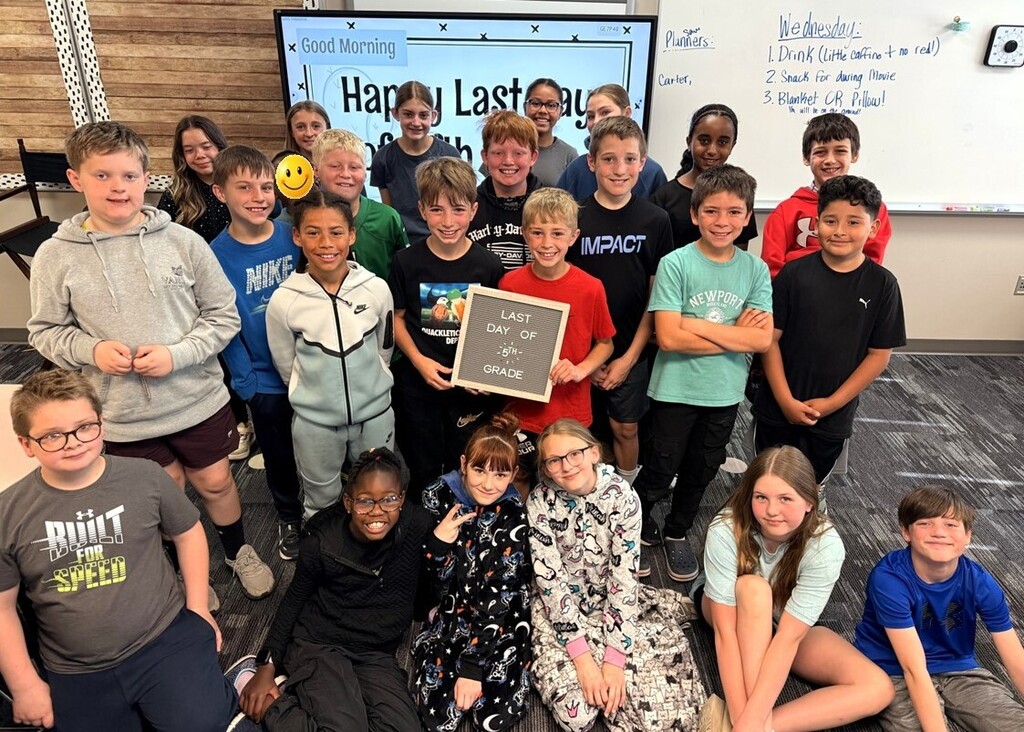 Last day of school group photo.