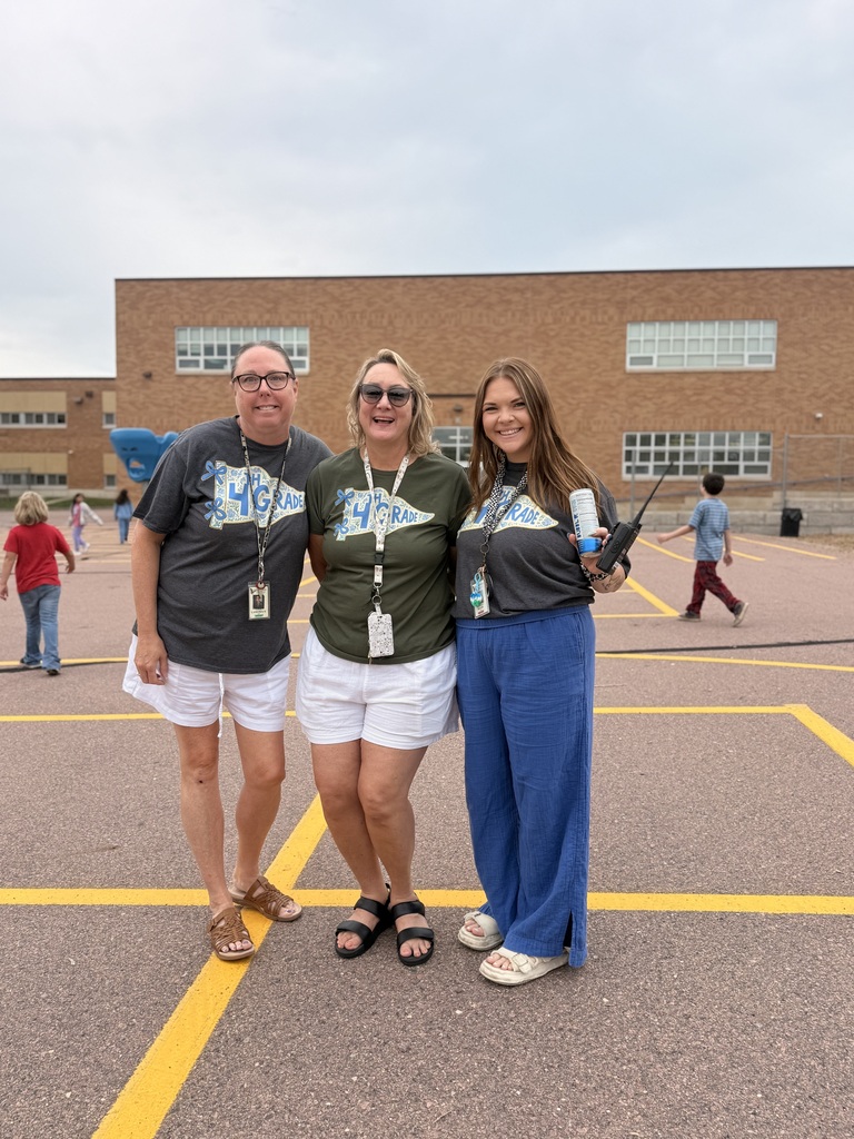 4th grade teachers on the playground
