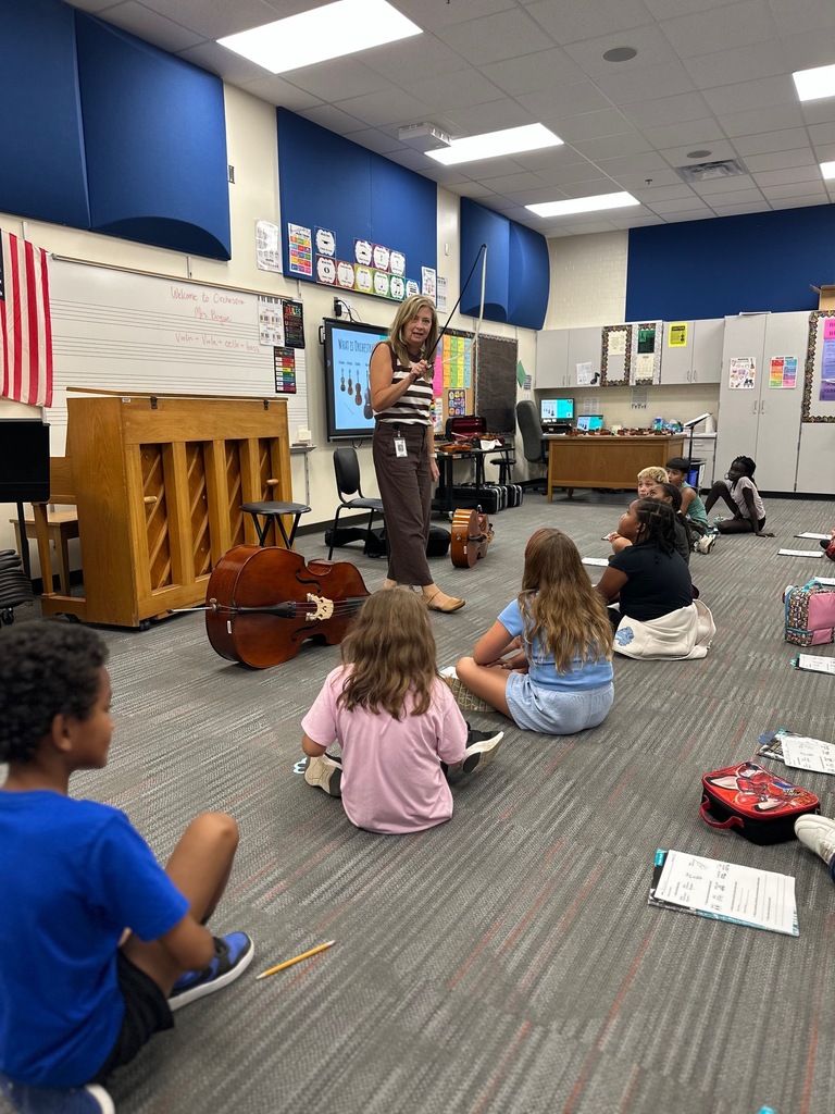4th grade students learning about instruments