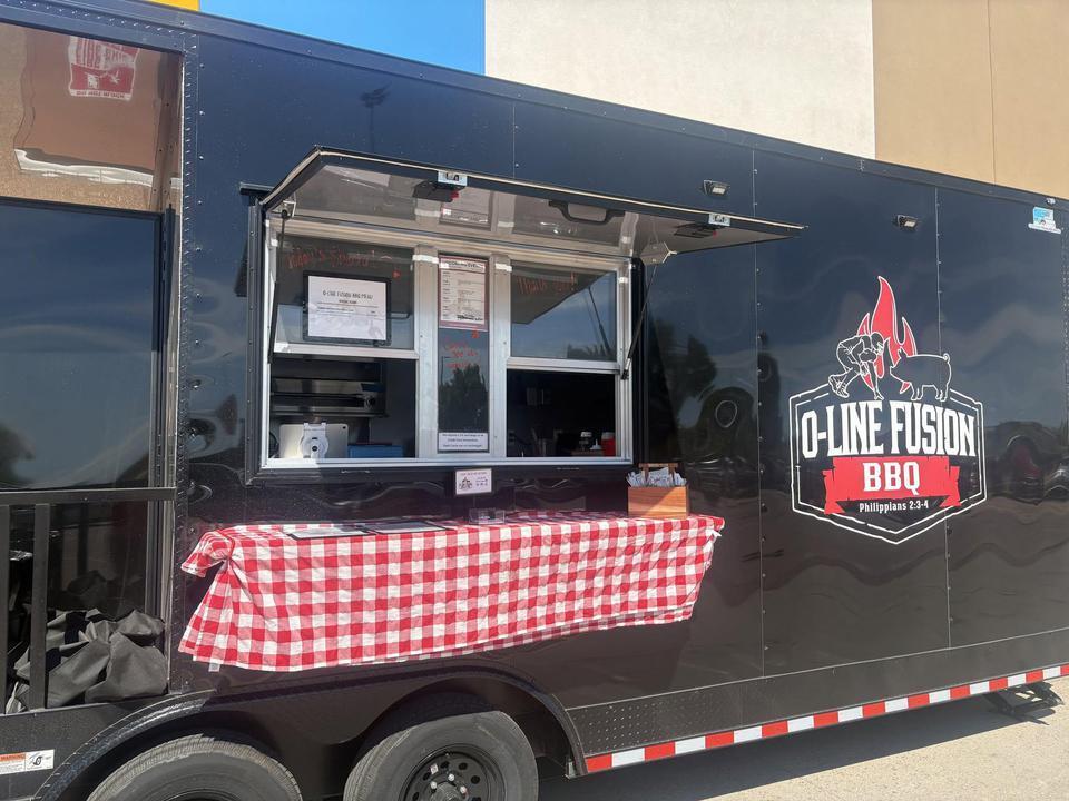 O-Line Fusion BBQ food truck