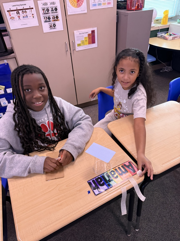 students cooperating in science