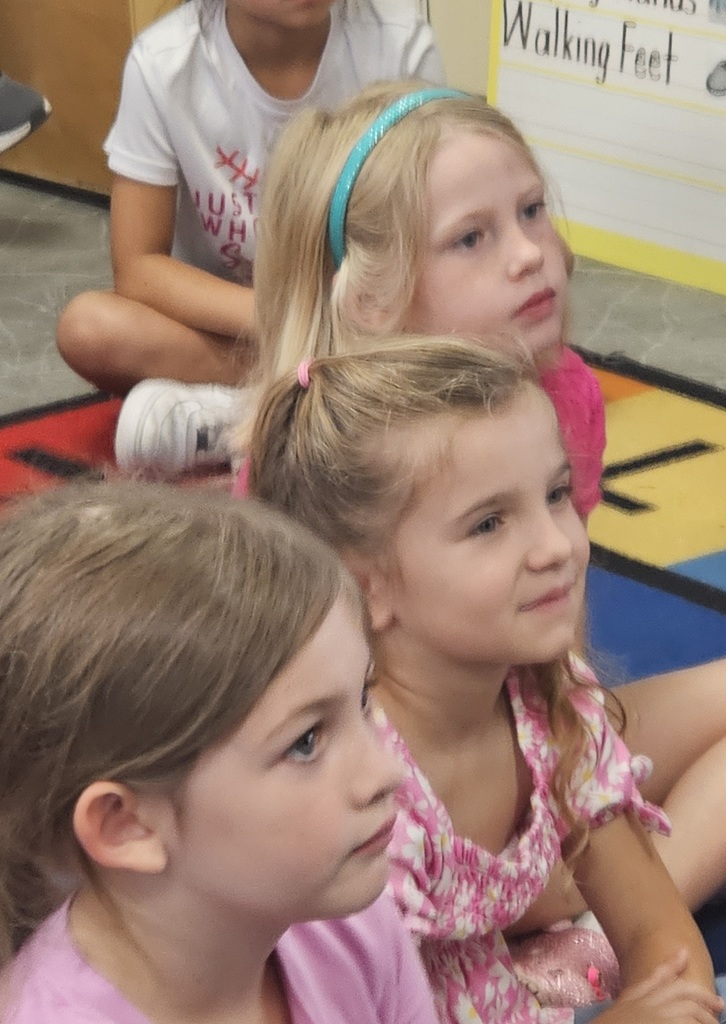 SIVELLS BEND ISD -
Pre-K thru 2nd grades
FUN READING with the Cooke County Library.