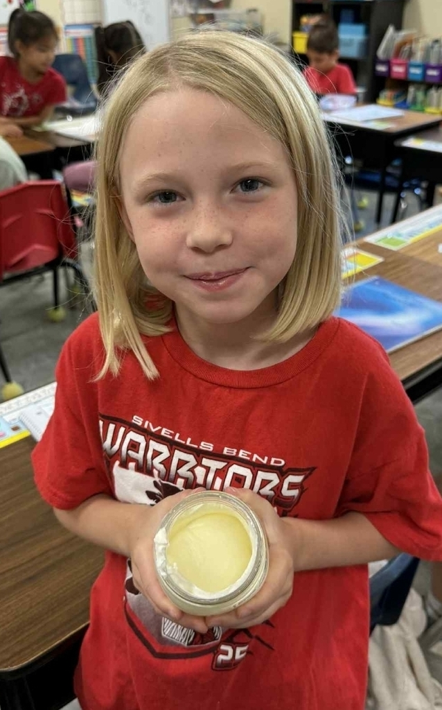 SIVELLS BEND ISD
Mrs. Downey’s 1st and 2nd grade have been reading books that talk about churning butter. So today, the whole class made some butter and tasted it on a cracker. It was delicious!!