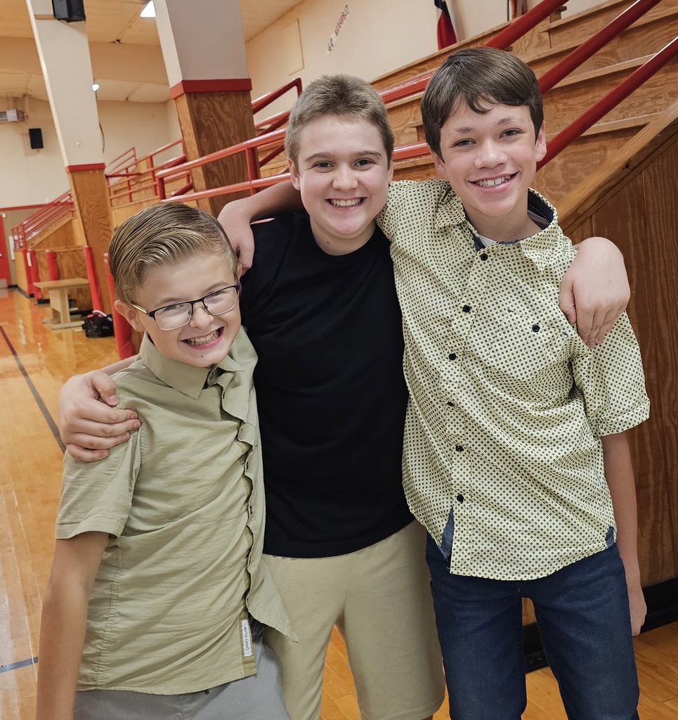 SIVELLS BEND ISD -
Picture Day 6-7-8 GR