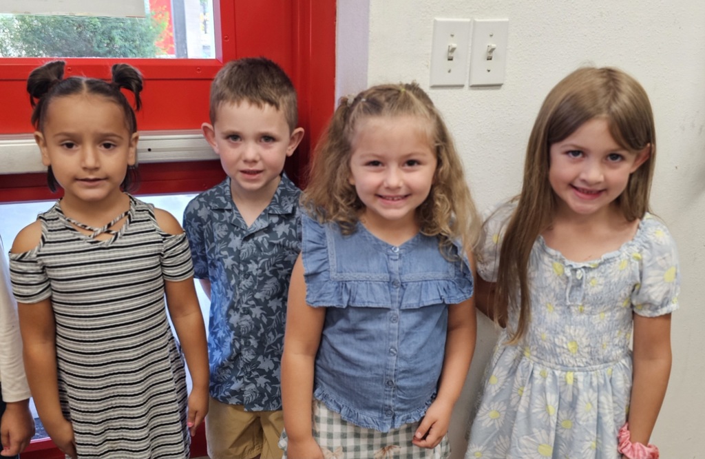 SIVELLS BEND ISD -
Picture Day PRK - K - 1 - 2 GR