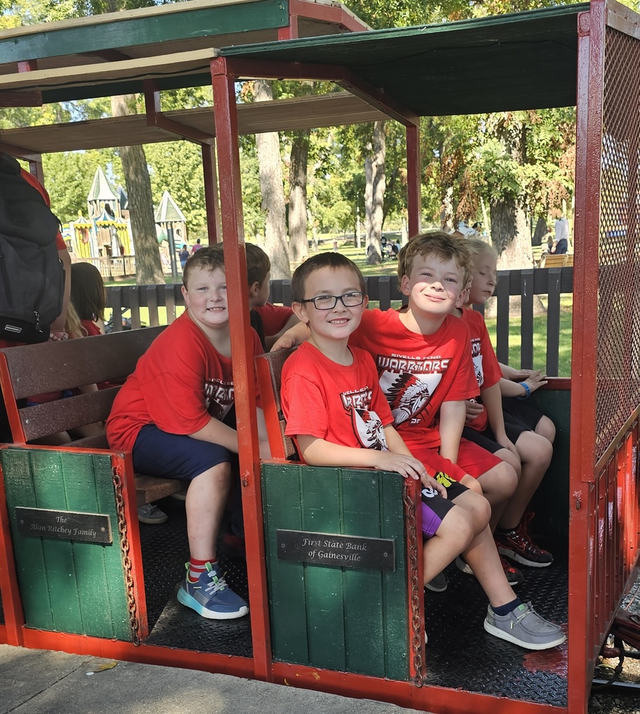 SIVELLS BEND ISD -
☆ STAAR Celebration ☆
Train Ride Around The Park