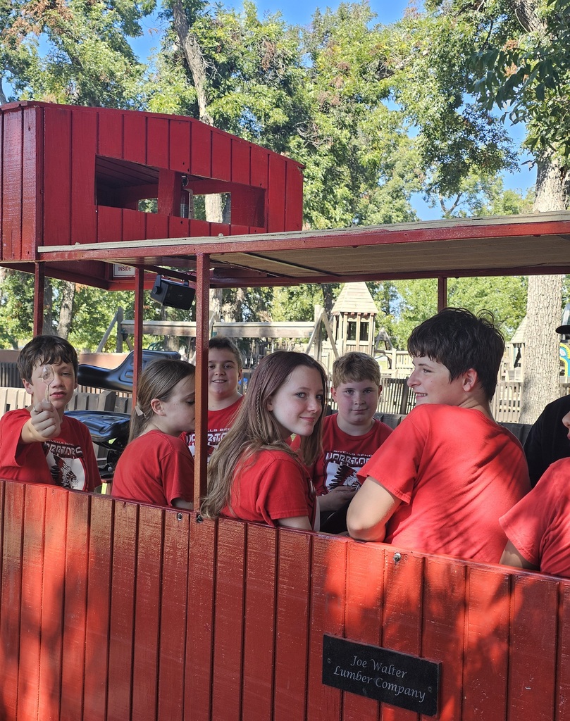 SIVELLS BEND ISD -
☆ STAAR Celebration ☆
Train Ride Around The Park