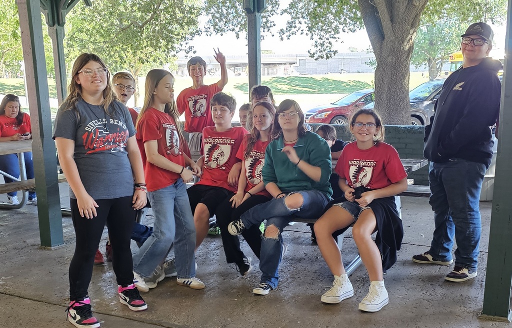 SIVELLS BEND ISD -
☆ STAAR Celebration ☆
PIZZA PARTY