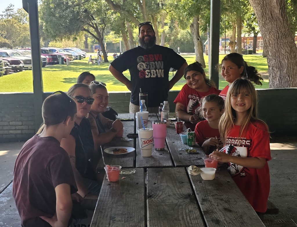 SIVELLS BEND ISD -
☆ STAAR Celebration ☆
PIZZA PARTY