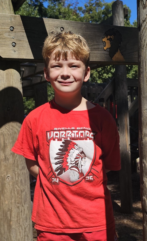 SIVELLS BEND ISD -
☆ STAAR Celebration ☆
Students had a BLAST playing at the park.