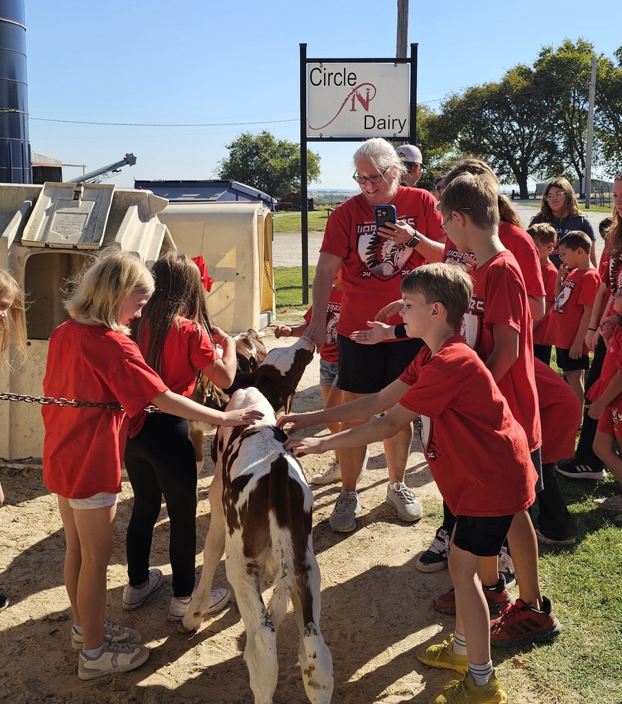 SIVELLS BEND ISD -
☆ STAAR Celebration ☆
CIRCLE N DAIRY
Feeding the babies.