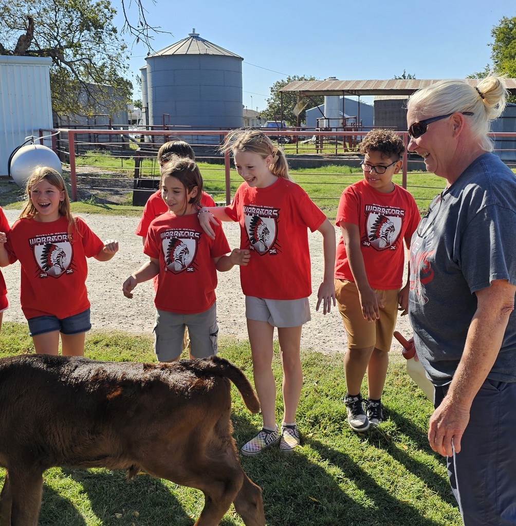 SIVELLS BEND ISD -
☆ STAAR Celebration ☆
CIRCLE N DAIRY
Feeding the babies.