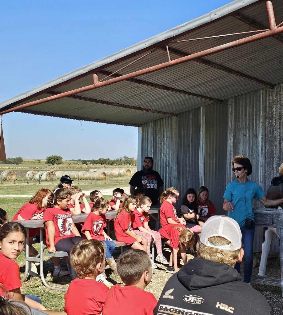SIVELLS BEND ISD -
☆ STAAR Celebration ☆
CIRCLE N DAIRY TOUR