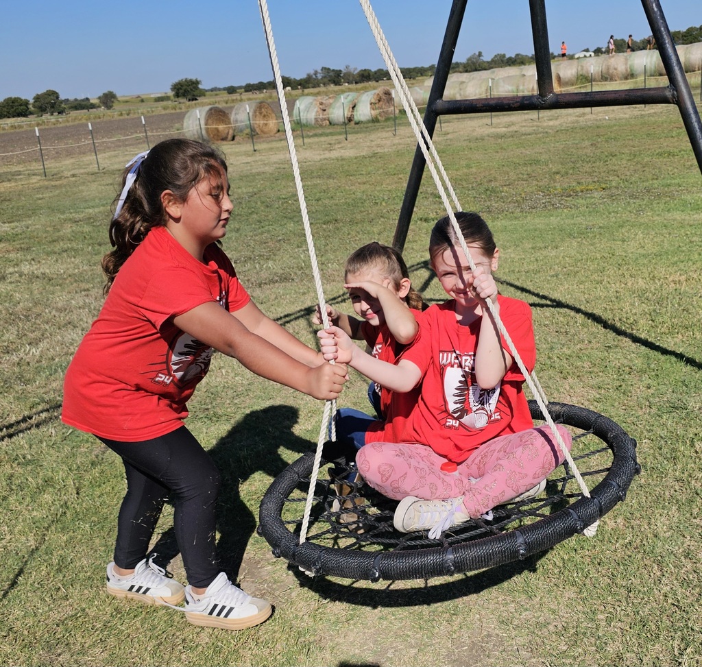SIVELLS BEND ISD -
☆ STAAR Celebration ☆
CIRCLE N DAIRY
More than a Dairy.