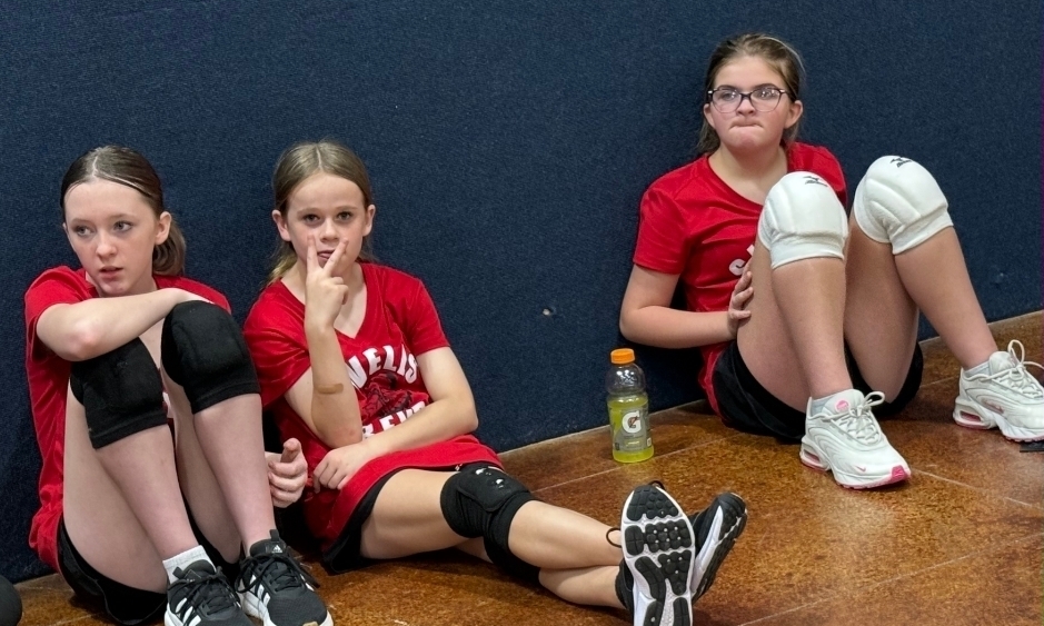 SIVELLS BEND ISD- CONGRATULATIONS Lady Warriors! The Ladies achieved 2nd place in the 2025 Volleyball tournament!!
* We appreciate Jessa Burk for providing the photos. Well done!